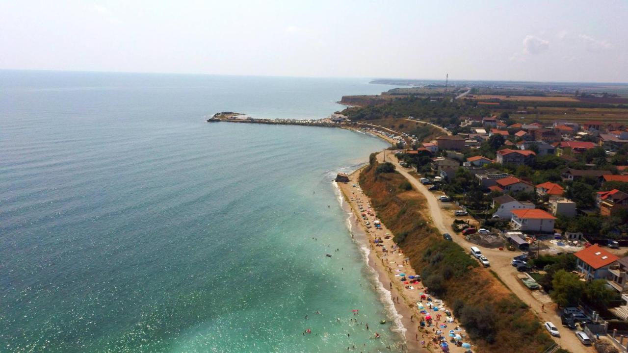 Casa Epat Ξενοδοχείο Două Mai Εξωτερικό φωτογραφία